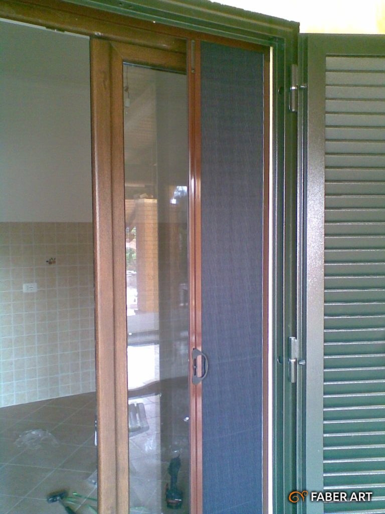 Zanzariera su misura - Faber Art, Mentana (Roma)